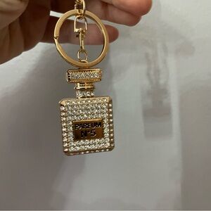 ✨✨Gold Parfum No. 5 Purse Charm/Keychain ✨✨
